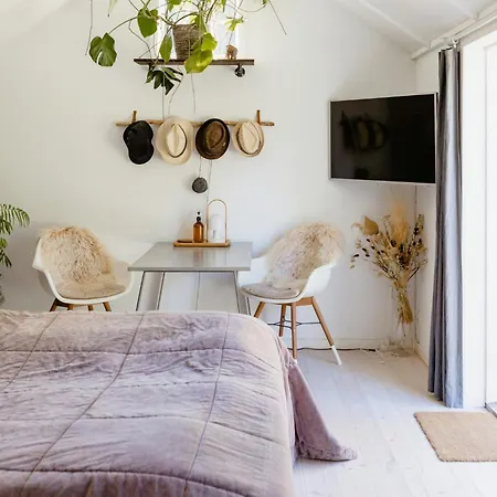 Idyllic With Scenic Surroundings * Dronningmølle