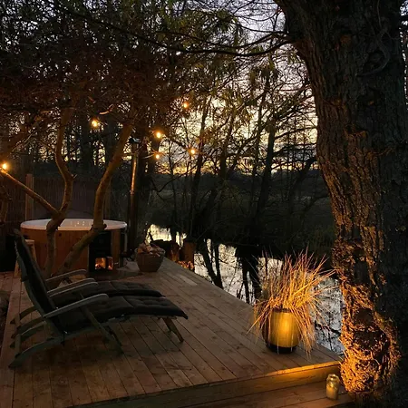 Дом отдыха Idyllic With Scenic Surroundings Dronningmolle